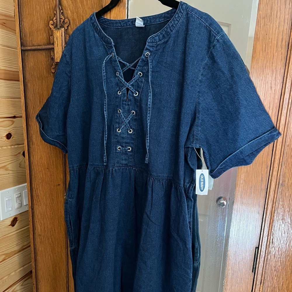 Old navy denim dress - Picture 1 of 4